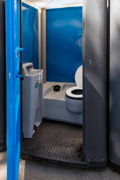 Porta potty delivery and setup in Williamstown, NJ